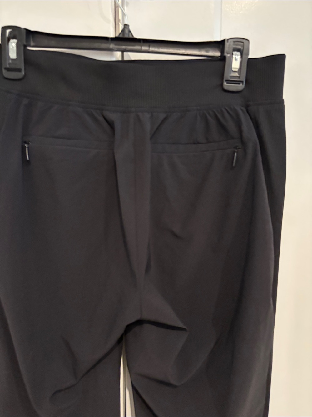 Athleta Brooklyn Mid Rise Ankle Pants. Size 4 - Picture 8 of 10